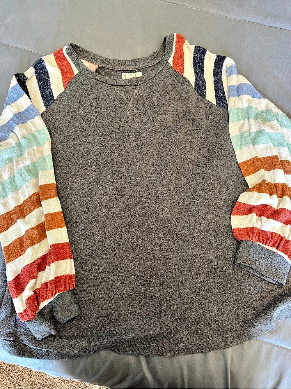 Maurices Striped Sleeve Top in Gray XL